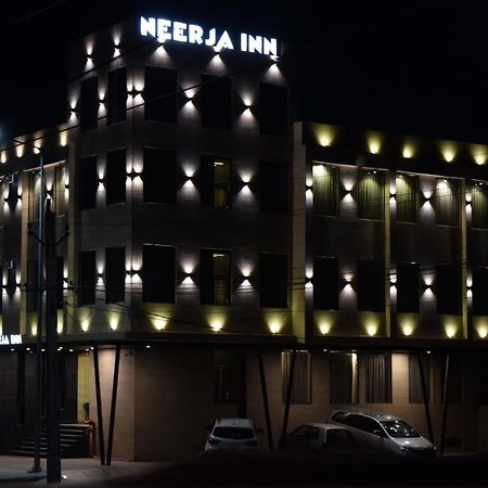 Hotel Neerja Inn Джайпур Екстериор снимка